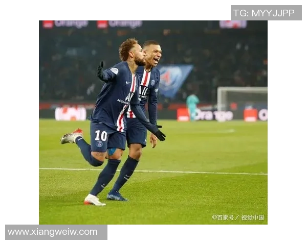 耐克最新签约足球明星阵容揭晓引发球迷热议