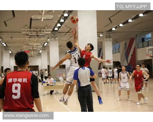 聚焦篮球技术提升杭州篮球队的战术创新与训练探索 聚焦篮球技术提升杭州篮球队的战术创新与训练探索